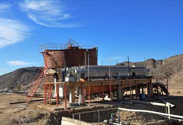 為該選廠設計的尾礦干排設備——板框壓濾機和濃密機